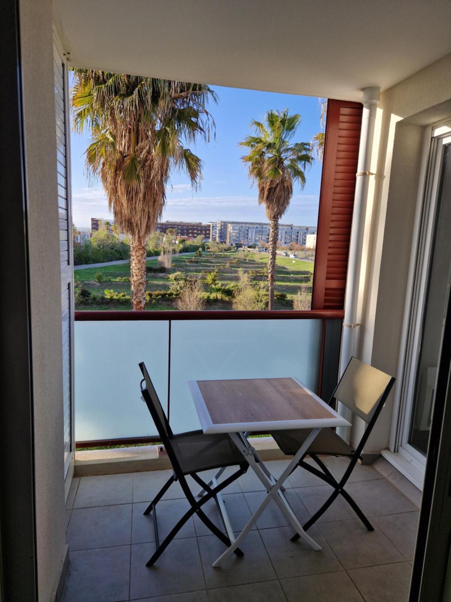 Le Grand Large T2 Climatise A 200 M Plage, Parking Apartment
